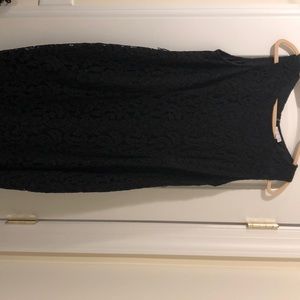 A pea in the pod black lace maternity dress